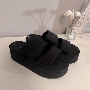 Black platform sandals